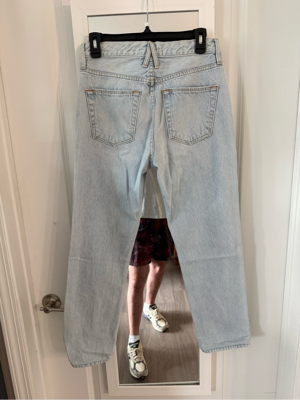 SLVRLAKE Virginia Slim Jeans Light Wash Distressed Denim Size 27 - Picture 5 of 7